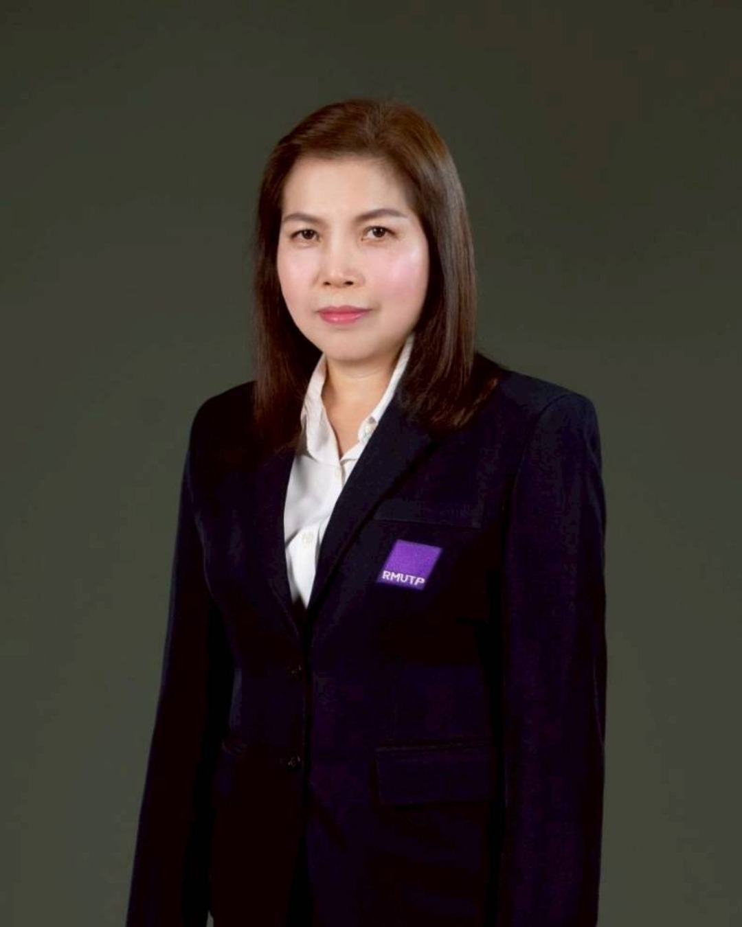 นางสาวทิฆัมพร ใจเอื้อ