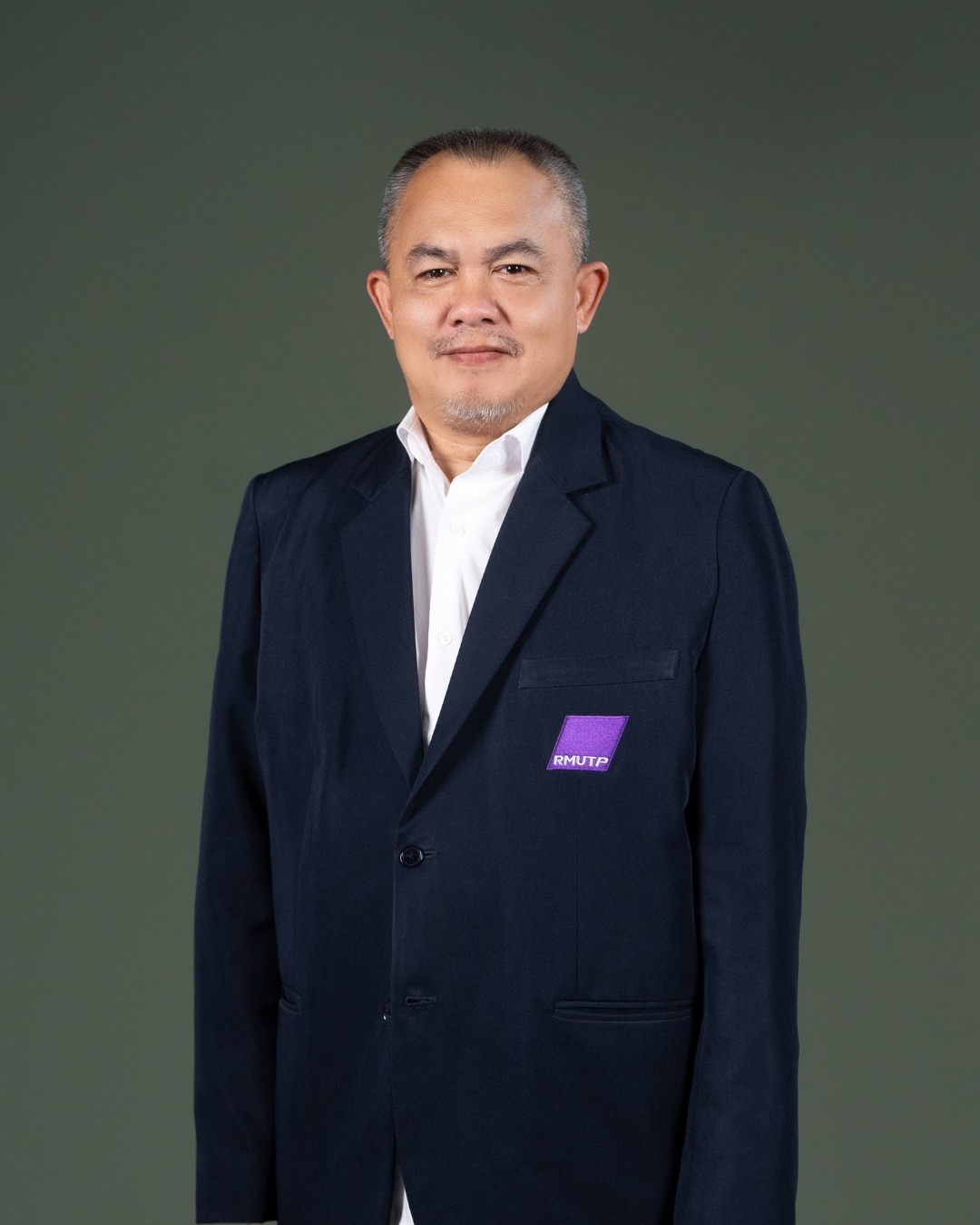 นายมนตรี พงษ์เกษม