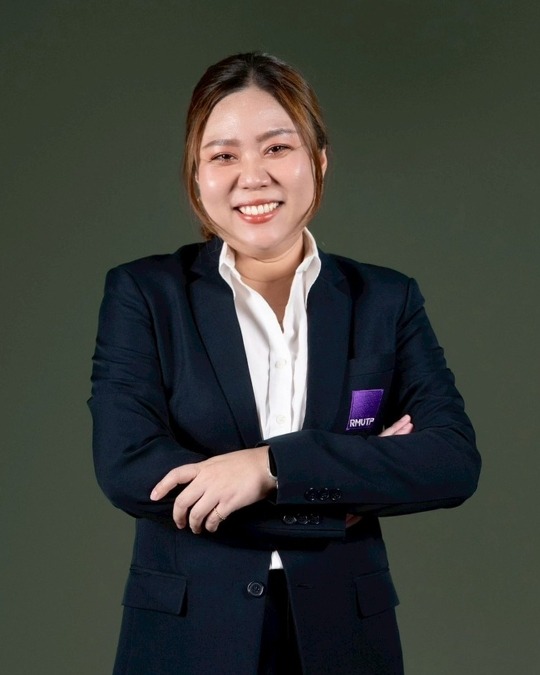 นางสาวชนิตย์ตา ทัพไทย