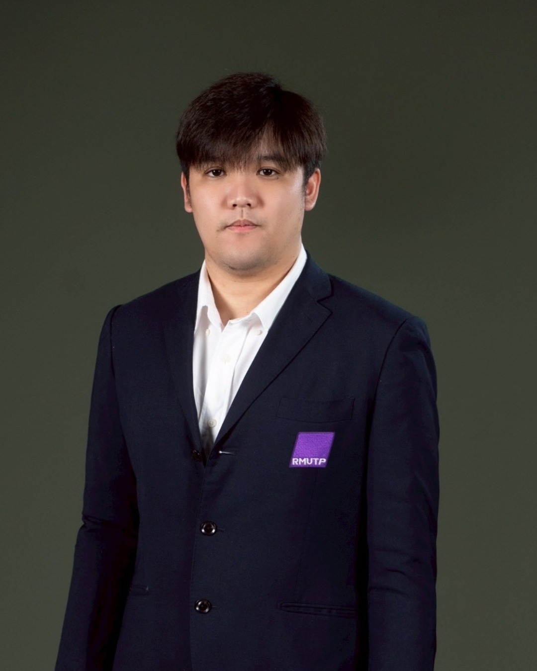 นายพัศวุฒิ บริบูรณ์